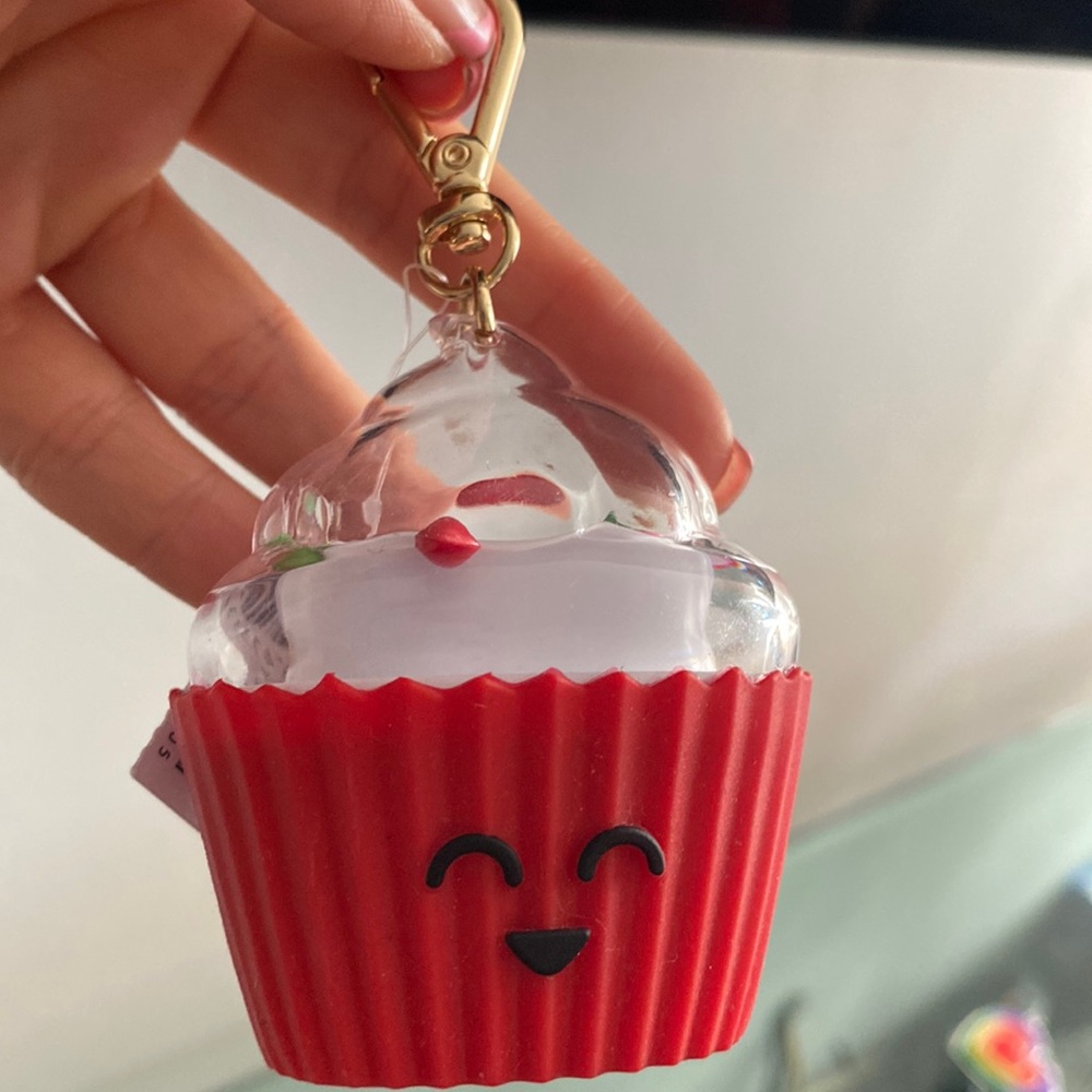 Bath & Bodywork’s hand sanitizer holder